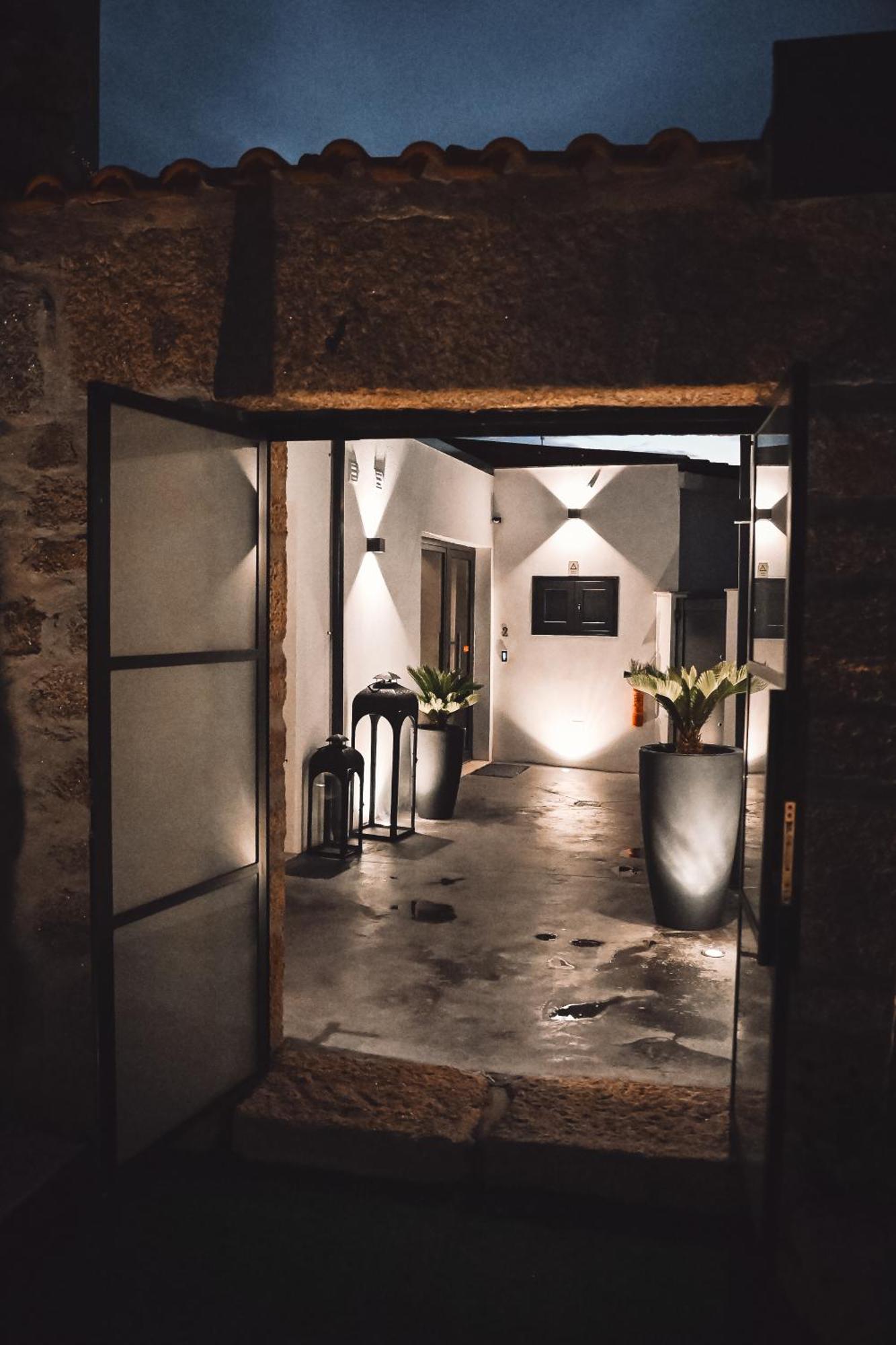 Paducho Studios Valpaços Kültér fotó
