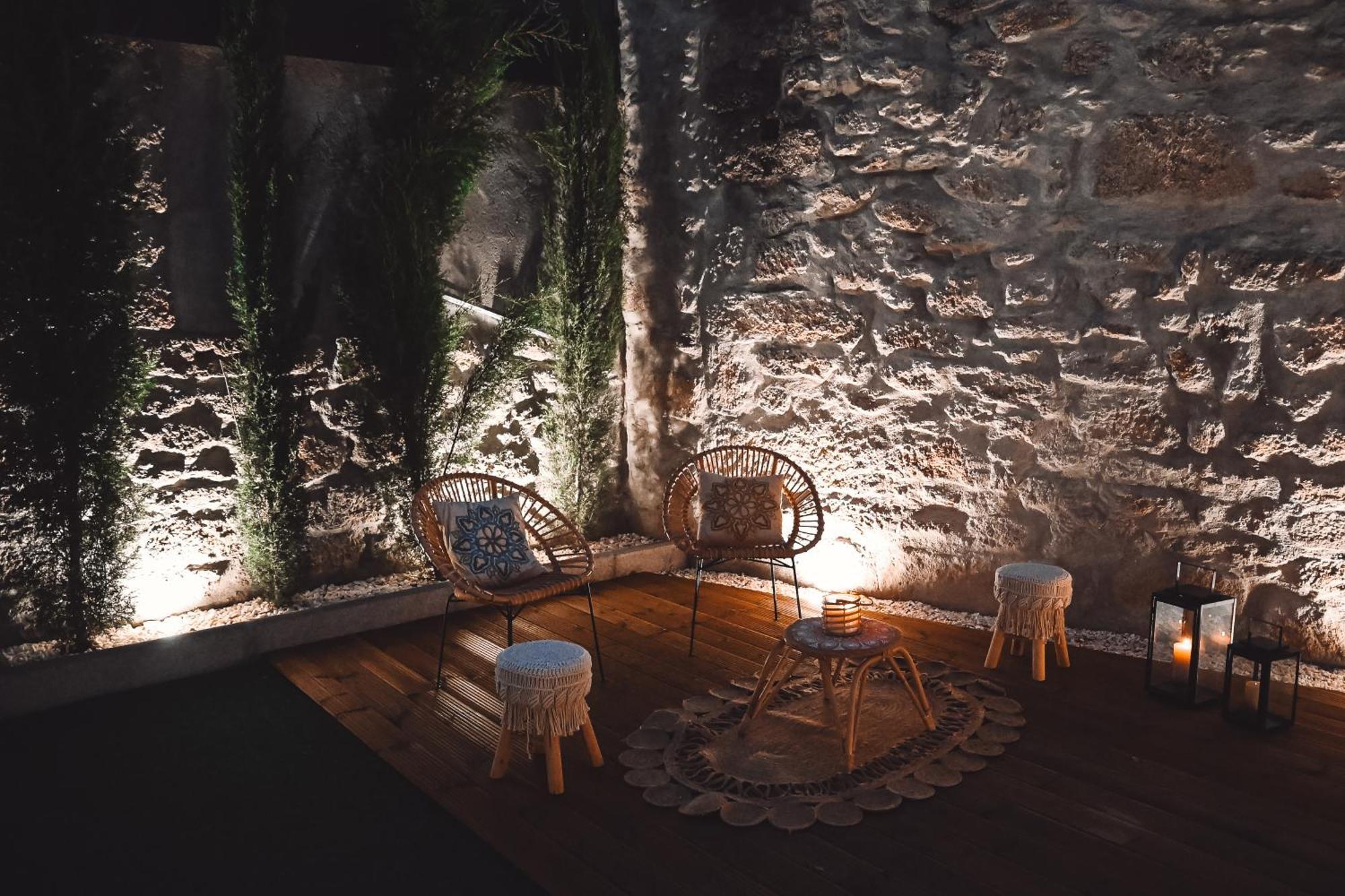 Paducho Studios Valpaços Kültér fotó
